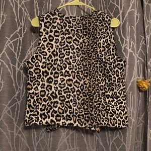 mari•lyn inc Jackets & Coats - Leopard cheetah print vest mari•lyn inc Jackets & Coats - Leopard cheetah print vest